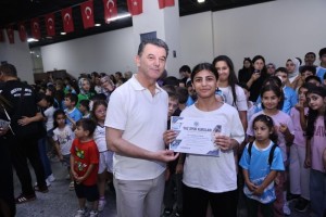 Kapaklı Belediyesi Yaz Spor Okulları'nda 2 Bin 500 Öğrenci Sertifikalarını Aldı
